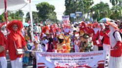 Pawai Alegoris HUT Ke-80 RI di Agam Meriah